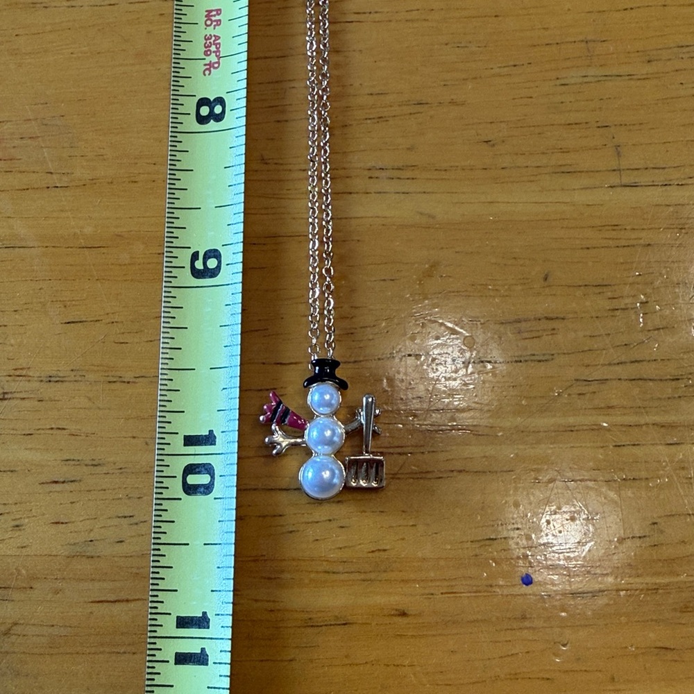 Snowman necklace. Comes in Snowman gift box. - Picture 7 of 8
